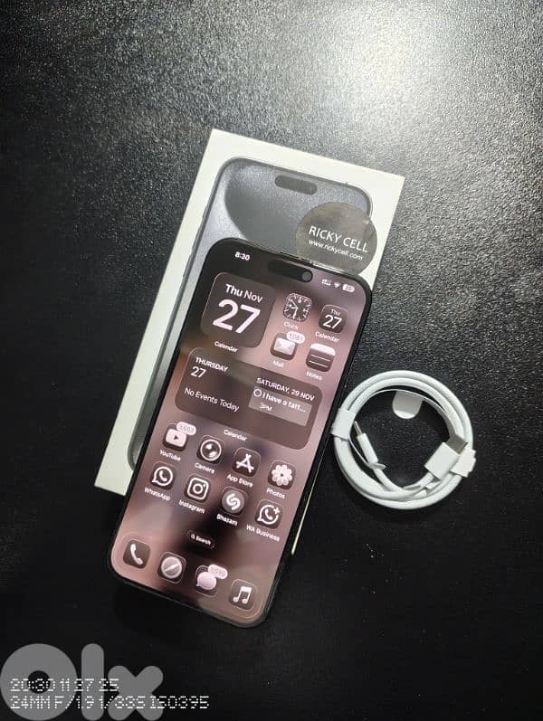 15 pro max 256 Black 4