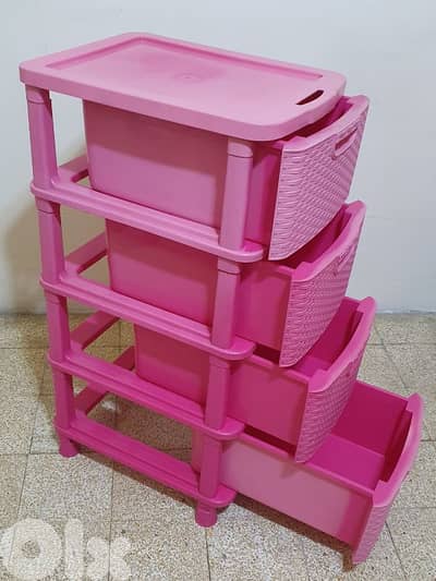 سلة  خضار  مستعمل  نضيف  لون  زهري  ٢٠$  موجود  بيروت  ٠٣٧٢٣٨٩٥