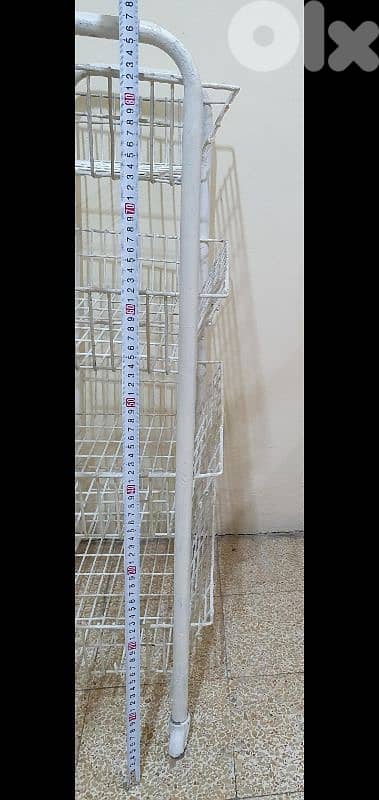 سلة  خضار  مستعمل حديد نضيف   ١٣ دولار  موجود  بيروت  ٠٣٧٢٣٨٩٥ 6