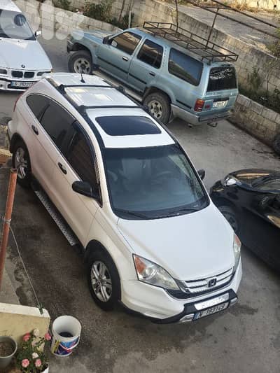 هوندا سي ار في 2011