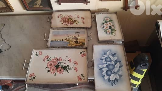 صواني جنبلاطية قديمة