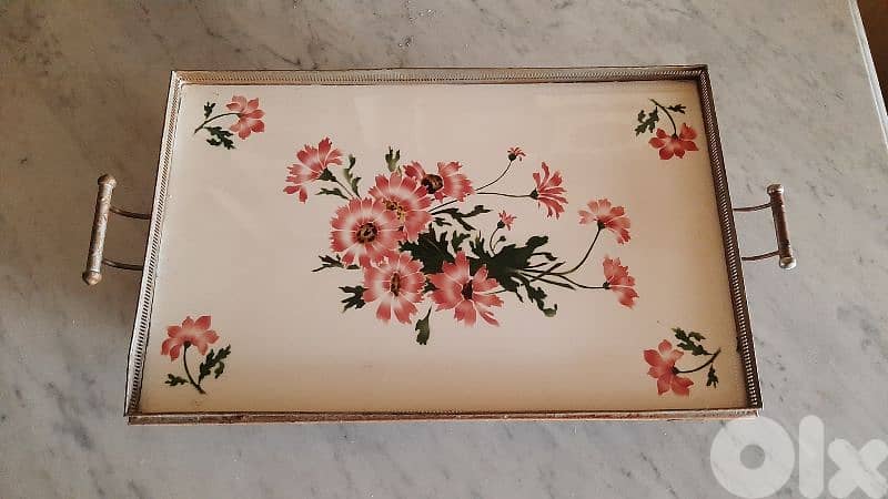 صواني جنبلاطية قديمة 1