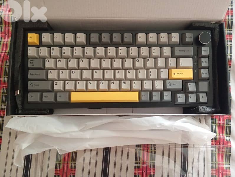 gravastar mercury x pro mouse + ajazz ak820 pro 2