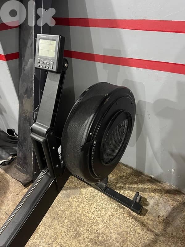 Rowing machine like new concept 2 heavy duty 1
