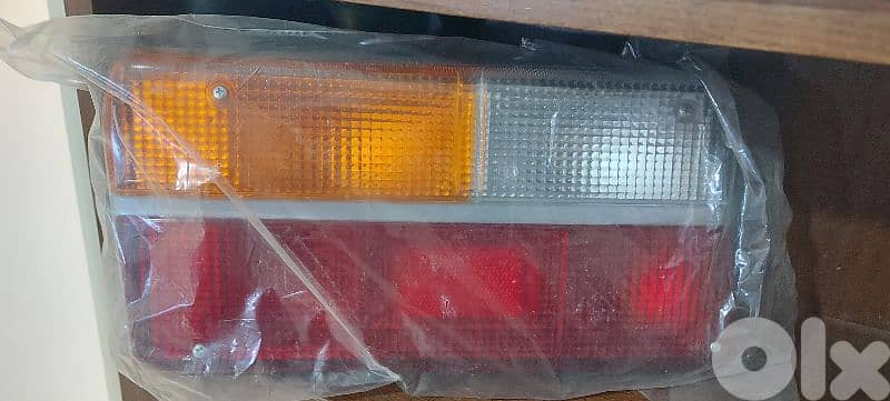 stop light six left  snd right 5