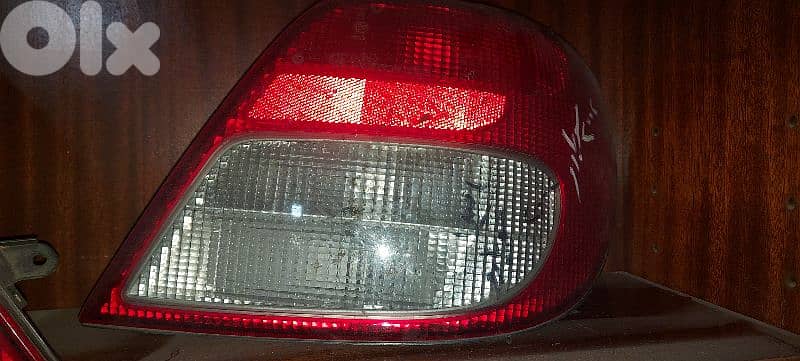 stop light six left  snd right 3