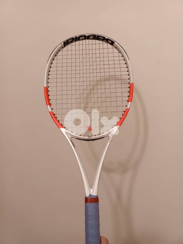 Babolat pure strike. 4