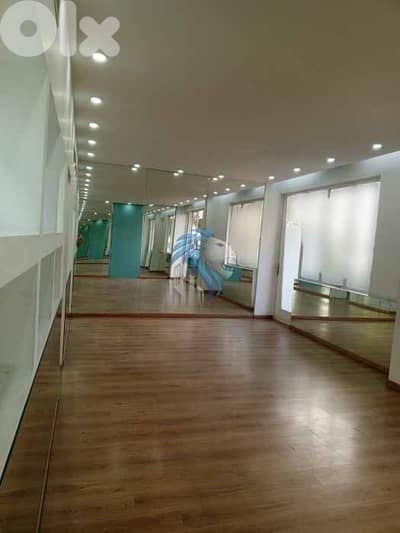 SUPER CATCH SHOWROOM IN CARRE D’OR , ACHRAFIEH | 100SQ | ACR-1013