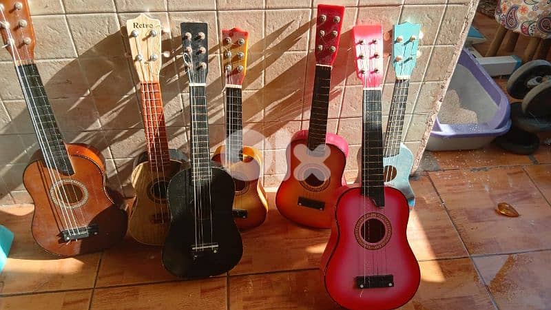 غيتارات متنوعه الواحد بس ١٠ $ 0