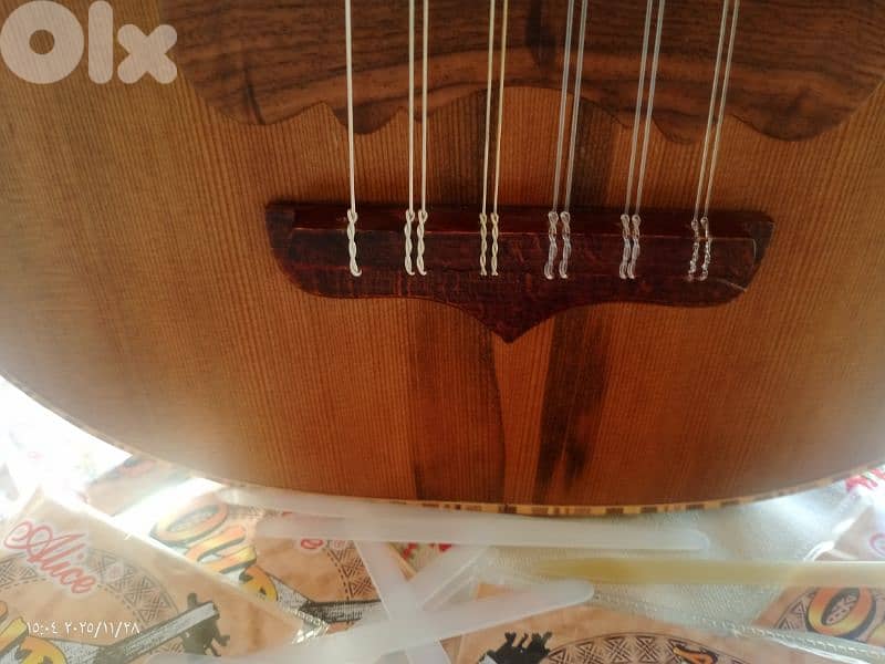 عود زرياب جديد جوز. ارز  جميل جدا مع حقيبة وريش 1