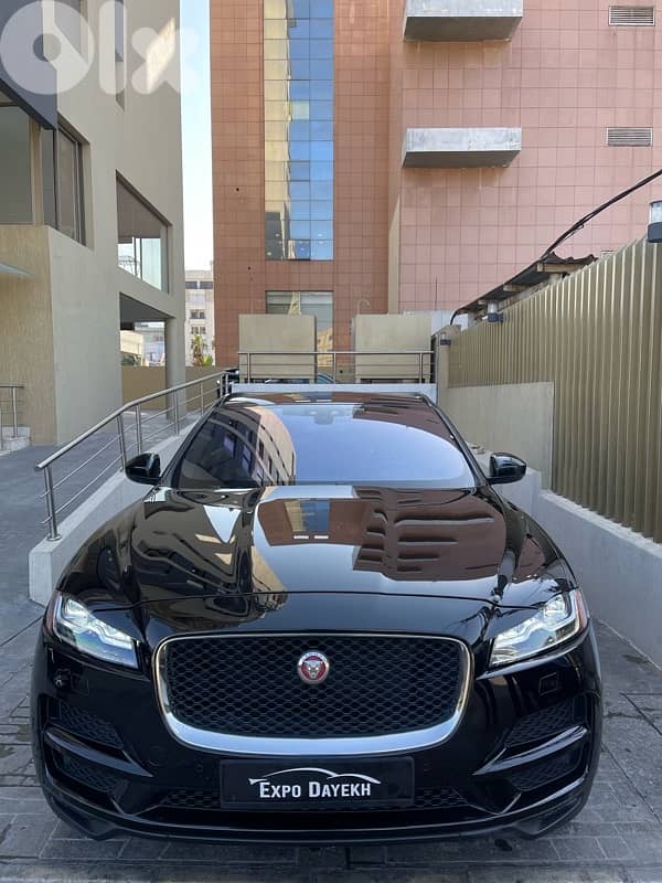 Jaguar F-Pace 2017 0