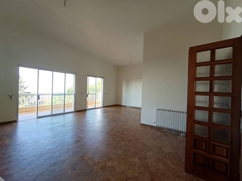 Apartment For Sale in Broumana 0