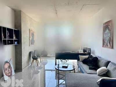 DEKWANEH, PRIME LOCATION /CATCHY OFFICE FOR RENT -دكوانه/ مكتب للإيجار