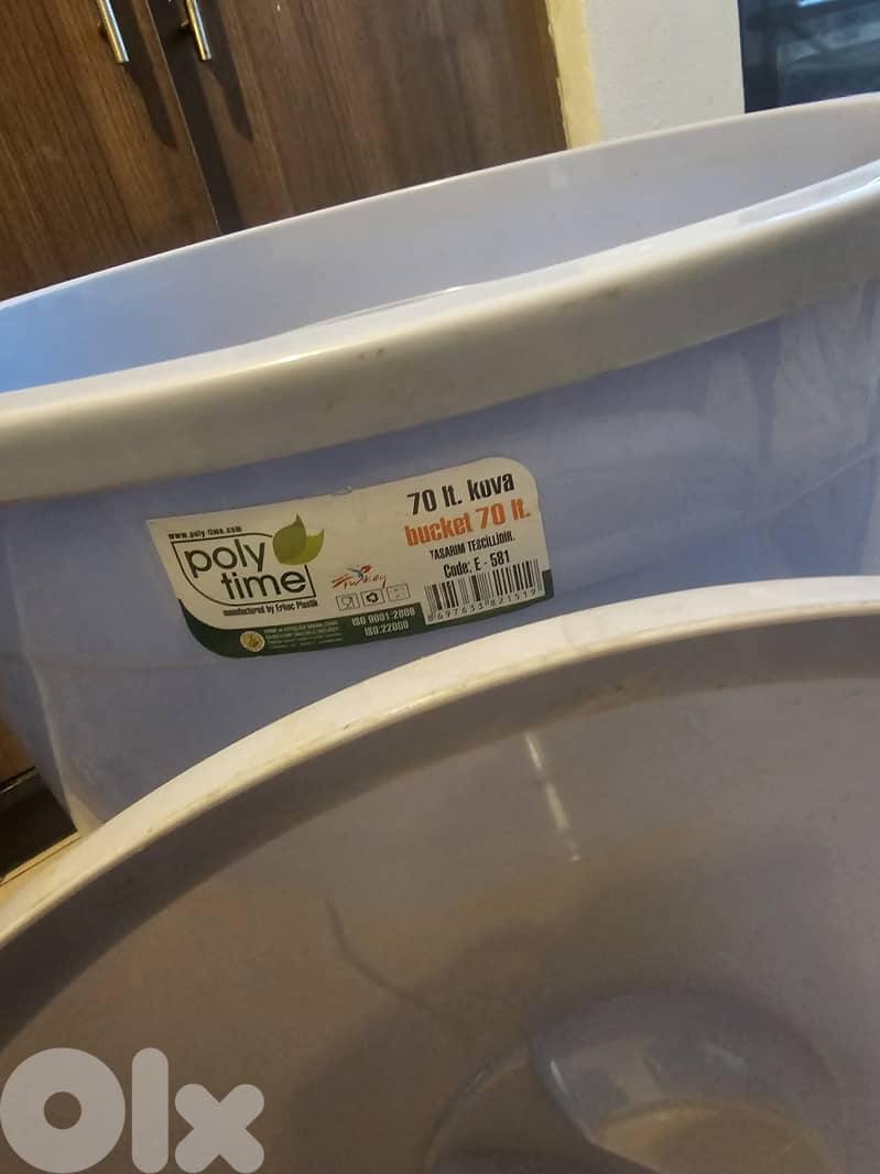 Poly time bucket 70 Lt. 0