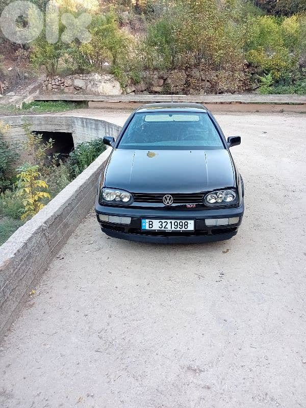 غولف VR6 2