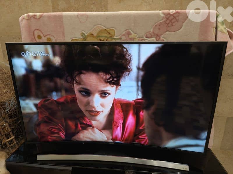 Samsung Curved UHD  TV. 48" 4