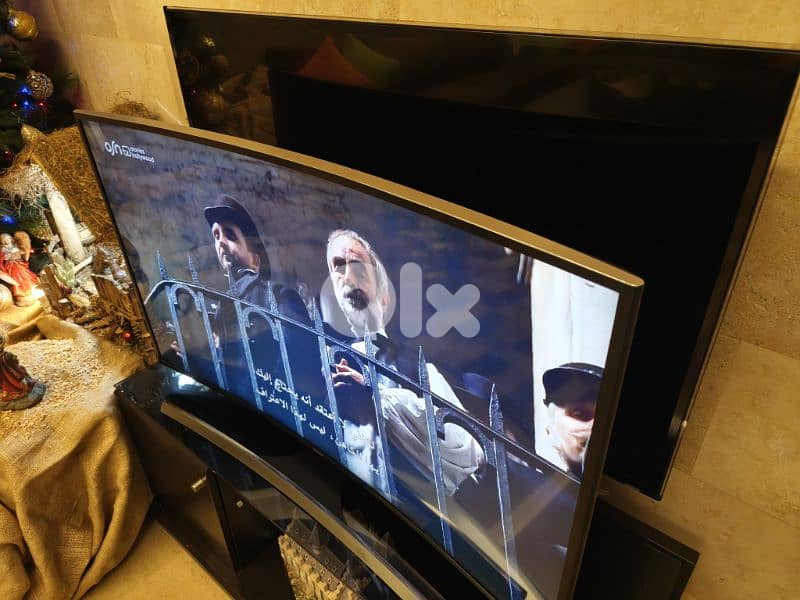 Samsung Curved UHD  TV. 48" 7