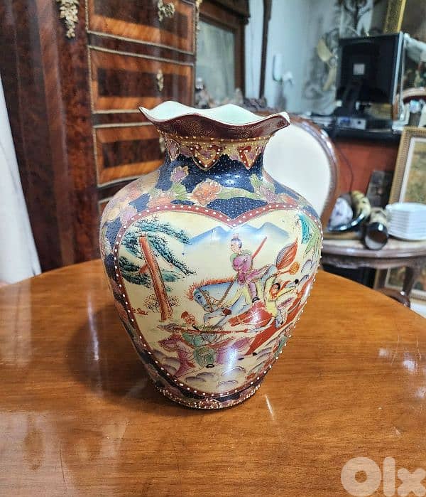 Chinese Vase Antique مزهرية صينية 0