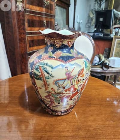 Chinese Vase Antique مزهرية صينية