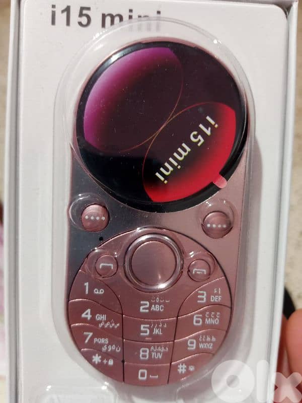 تلفون  عادي عدد 2 بيأخدوا خطين وميموري 1