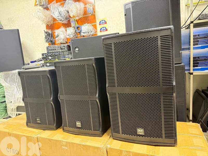 rcf speakerss 0