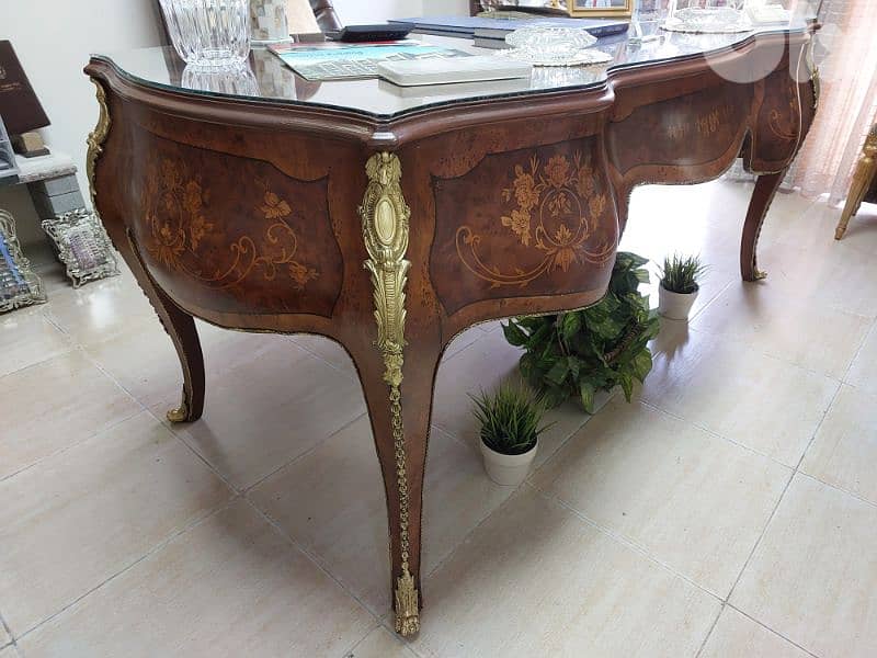 طاولة مكتب مع كرسي جلد - Office Table with Leather Chair 7