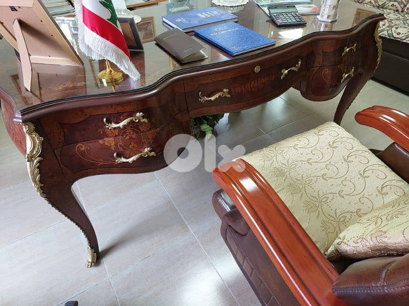طاولة مكتب مع كرسي جلد - Office Table with Leather Chair 9