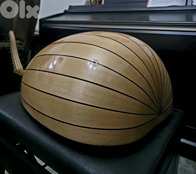 عود احترافي صناعة عناق للبيع Oud Made by Inaq For Sale 1