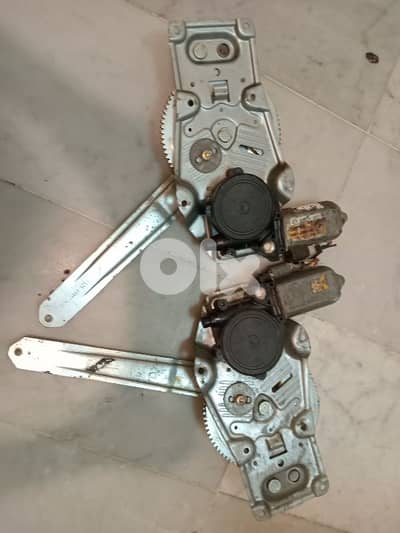 مكنة زجاج مع موتور