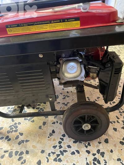 مولد  كهربائي عاالبنزين