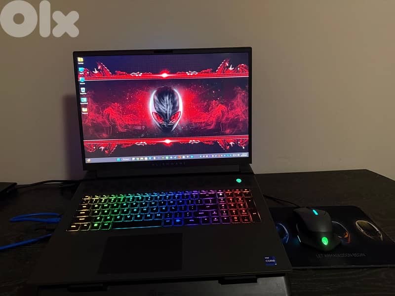 Alienware m18-R2 RTX 4090 7