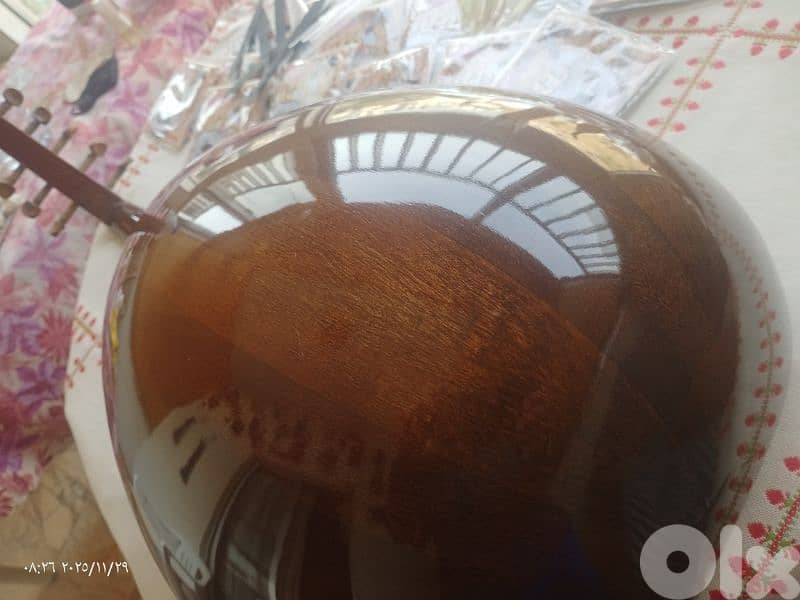 عود جديد مع شنطة مميز ب110$ فقط 3