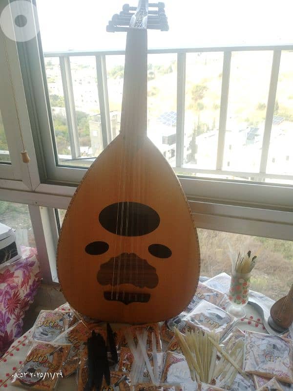 عود مميز بسعر مميز 15