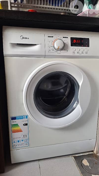غسالة Midea full automatic 7 kg