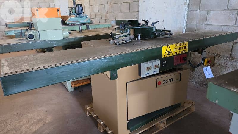 ماكنات ومعدات نجارة مستعملة شبه جديدة 03667838 5