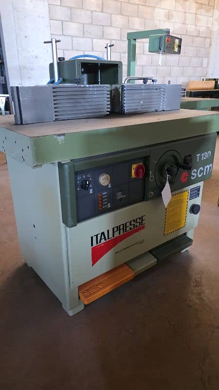 ماكنات ومعدات نجارة مستعملة شبه جديدة 03667838 7