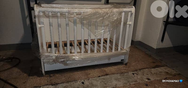 تخت طفل مع كوموند 2