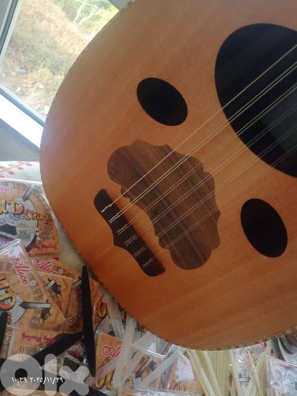 عود من اجمل واهم الاعواد التدريبة للمبتدأين والمحترفين بأفضل الأسعار 0