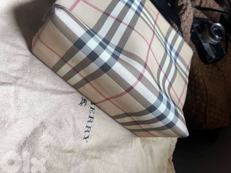 MINI AUTHENTIC BURBERRY BAG 6
