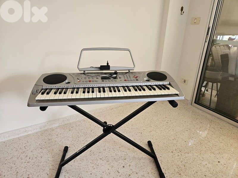 Ringway Electronic Keyboard, TB 810A 1