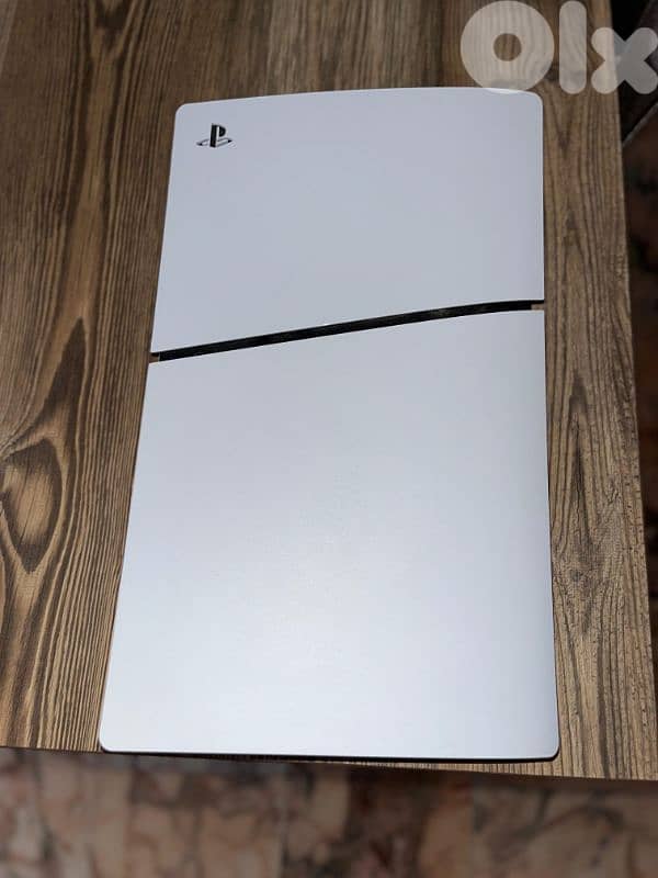 PS5 Slim 1TB Digital Edition With 2 Original Controllers 0