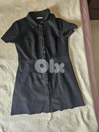 فساتين شبه ملبوسة