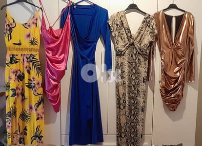 مجموعة من ملابس وأحذية وإكسسوارات نسائية