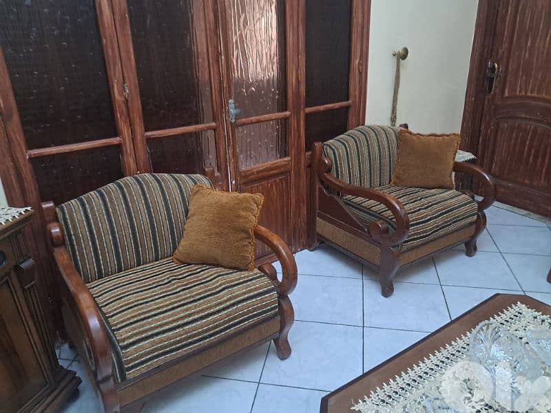 صالون وغرفة جلوس ولوحات 3