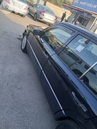 Mercedes-Benz 230 1991