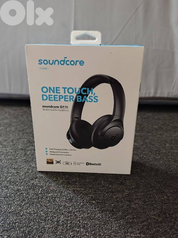 Anker Soundcore Q11i 0