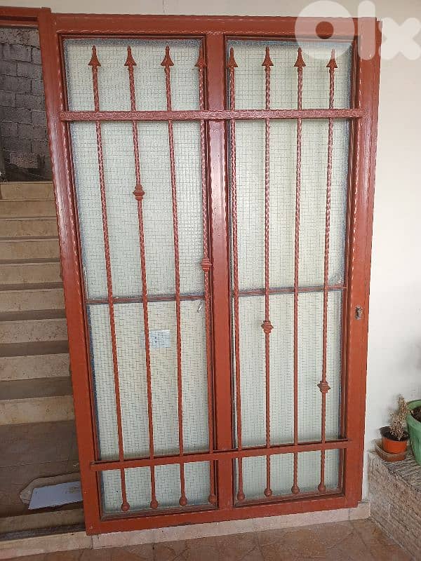 بوابه حديد مرتبه 0