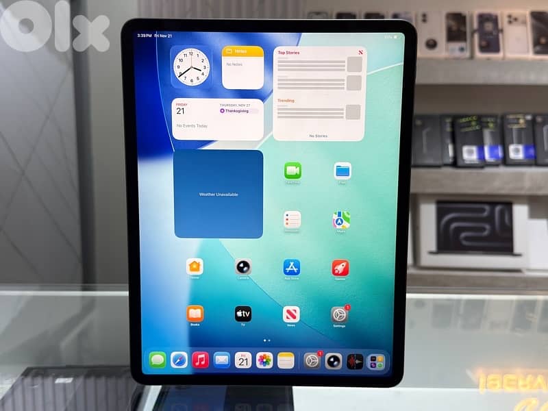 Apple iPad Pro (12.9) (4th Gen) 256Gb Like New: -Mint Condition 1