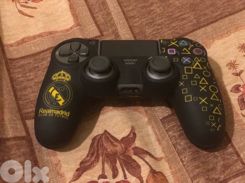ps4 controller used for 10$ 2