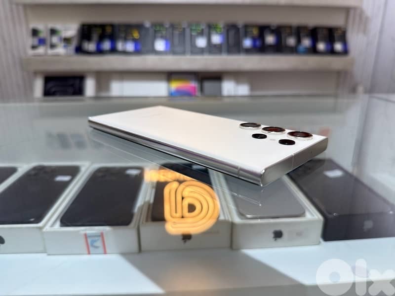 Samsung S23 Ultra 256Gb Very Clean Condition: - Mint Condition 2